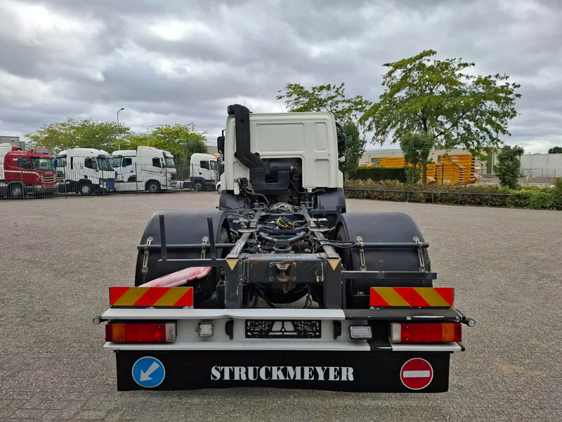 DAF CF75-250 / ADR / ONLY:320740 KM / PTO / INLINER / ALCOA / GOOD CONDITION / MANUAL / EURO-5 / 2011 - Alvaz teherautó: 4 kép. DAF CF75-250 / ADR / ONLY:320740 KM / PTO / INLINER / ALCOA / GOOD CONDITION / MANUAL / EURO-5 / 2011 - Alvaz teherautó: 4 kép.