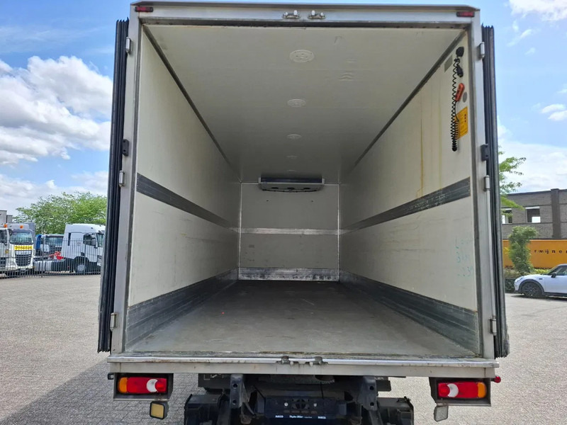 Iveco EuroCargo 120 / COOL TRUCK / CARRIER XARIOS 600 / PLATFORM 2000KG / ONLY:340634 KM / AIRCO / MANUAL / EURO-6 / 2014 - Hőszigetelt teherautó: 5 kép. Iveco EuroCargo 120 / COOL TRUCK / CARRIER XARIOS 600 / PLATFORM 2000KG / ONLY:340634 KM / AIRCO / MANUAL / EURO-6 / 2014 - Hőszigetelt teherautó: 5 kép.