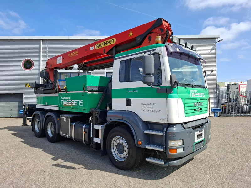 MAN TGA 33.410 / 6X4 / PALFINGER PK4000 1EL ROOFER CRANE / 25M / REMOTE / 2X BIG AXLE / 490677 KM / MANUAL / EURO-3 / 2005 - Darus autó: 4 kép. MAN TGA 33.410 / 6X4 / PALFINGER PK4000 1EL ROOFER CRANE / 25M / REMOTE / 2X BIG AXLE / 490677 KM / MANUAL / EURO-3 / 2005 - Darus autó: 4 kép.