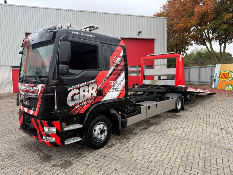 MAN TGL 12.250 / ENGINE RUNNING / ONLY:276364 KM / TOW-TRUCK / CLEPEL / WINCH / REMOTE / 6PERSONS / AUTOMATIC / EURO-6 / 2018 - Vontató: 1 kép. MAN TGL 12.250 / ENGINE RUNNING / ONLY:276364 KM / TOW-TRUCK / CLEPEL / WINCH / REMOTE / 6PERSONS / AUTOMATIC / EURO-6 / 2018 - Vontató: 1 kép.