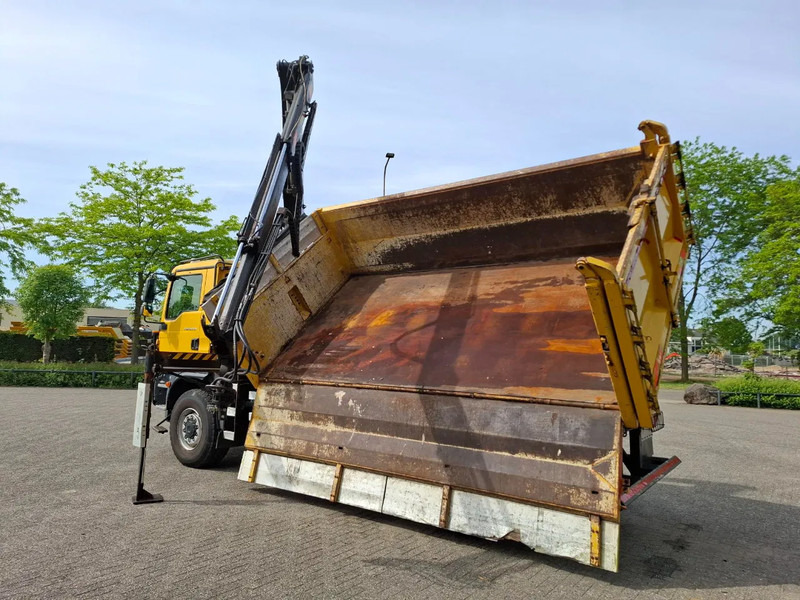 MAN TGM 18.250 / 4X4 / NL TRUCK / TUV:30-04-2026 / 118783 KM / HMF 1110 K2 / ROTATOR / GOOD TYRES / FULL-STEEL / DRUM BRAKES / MANUA - Billenőplatós teherautó, Darus autó: 5 kép. MAN TGM 18.250 / 4X4 / NL TRUCK / TUV:30-04-2026 / 118783 KM / HMF 1110 K2 / ROTATOR / GOOD TYRES / FULL-STEEL / DRUM BRAKES / MANUA - Billenőplatós teherautó, Darus autó: 5 kép.