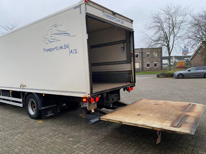 MAN TGS18.360 / HEATED BOX / FULL-AIR / PLATFORM / ONLY:392217 KM / MANUAL / EURO-4 / 2008 - Dobozos felépítményű teherautó: 4 kép. MAN TGS18.360 / HEATED BOX / FULL-AIR / PLATFORM / ONLY:392217 KM / MANUAL / EURO-4 / 2008 - Dobozos felépítményű teherautó: 4 kép.