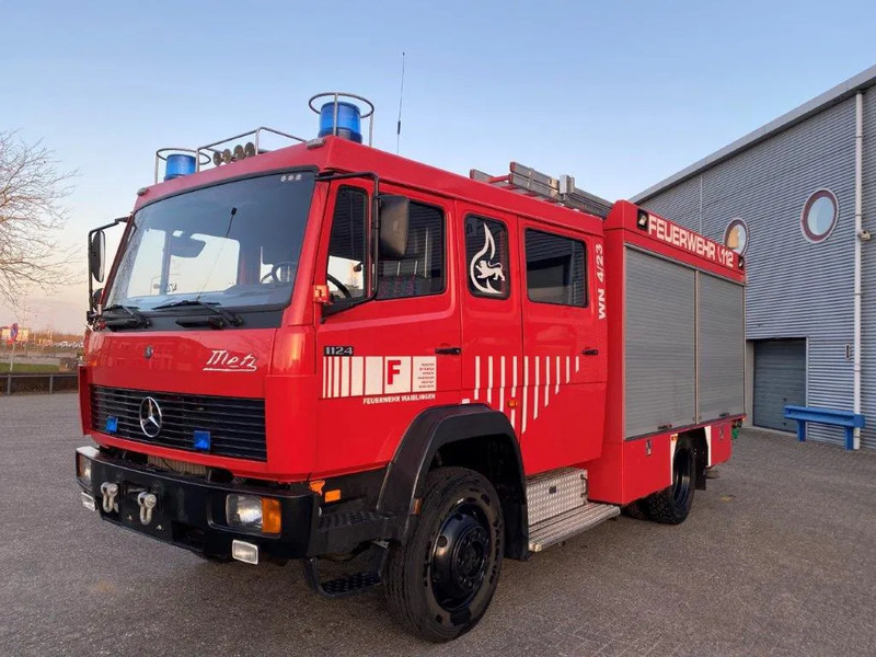 Mercedes-Benz 1124 AF / 4X4 / GERMAN TRUCK / WATERTANK 2400 LITER+POMP / GOOD CONDITION / ONLY:25235 KM / MARGE / MANUAL / 1996 - Tűzoltóautó: 1 kép. Mercedes-Benz 1124 AF / 4X4 / GERMAN TRUCK / WATERTANK 2400 LITER+POMP / GOOD CONDITION / ONLY:25235 KM / MARGE / MANUAL / 1996 - Tűzoltóautó: 1 kép.