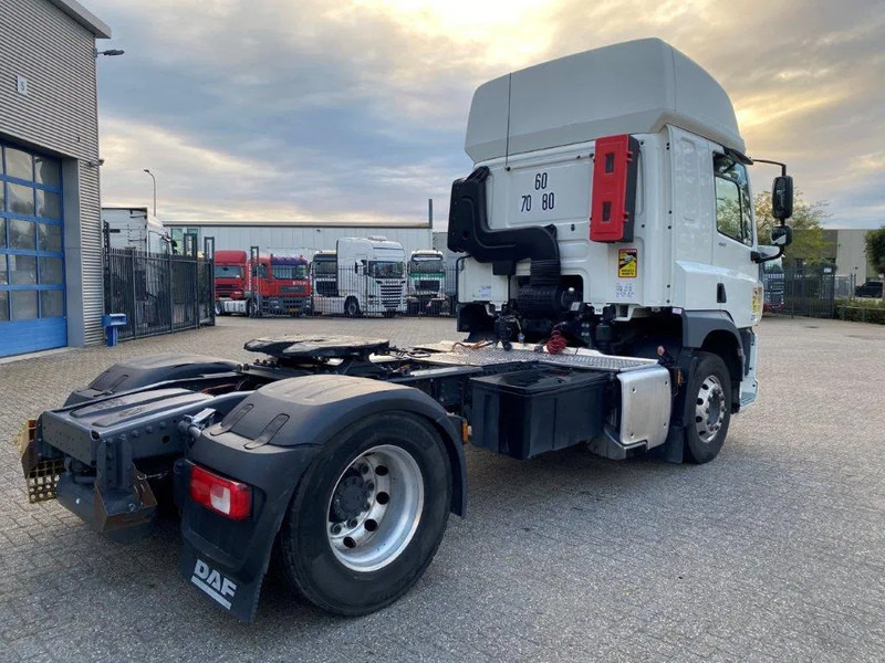 DAF CF450 / ADR / INTARDER / LWDS / ONLY:423325 KM / PARKCOOL / AUTOMATIC / EURO-6 / 2018 - Nyergesvontató: 5 kép. DAF CF450 / ADR / INTARDER / LWDS / ONLY:423325 KM / PARKCOOL / AUTOMATIC / EURO-6 / 2018 - Nyergesvontató: 5 kép.