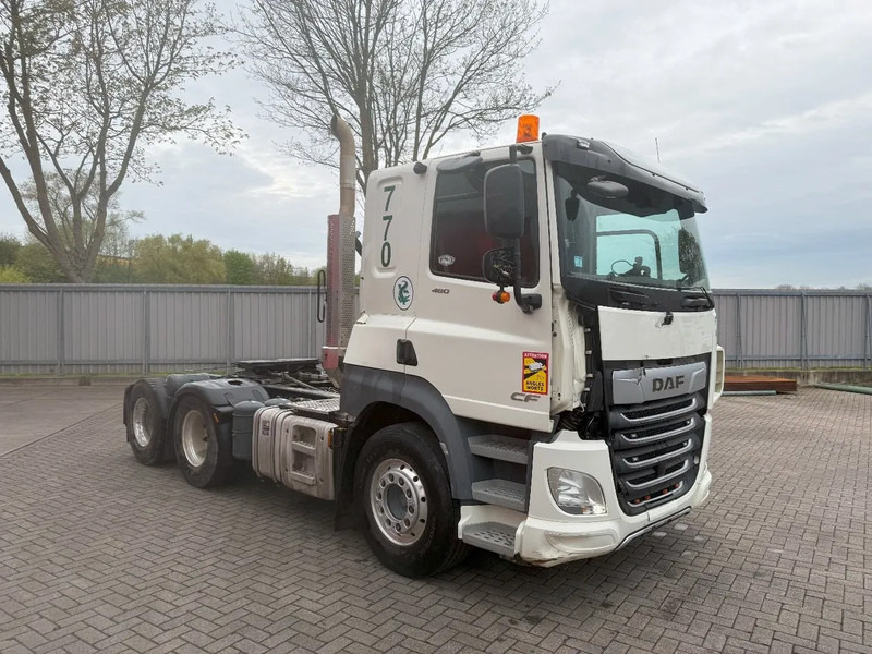 DAF CF480 / 6X4 / ENGINE RUNNING / INTARDER / HYDRAULICS / ONLY:87912 KM / FULL-AIR / DEB / ALCOA / LWDS / FRIDGE / AUTOMATIC / EURO - Nyergesvontató: 2 kép. DAF CF480 / 6X4 / ENGINE RUNNING / INTARDER / HYDRAULICS / ONLY:87912 KM / FULL-AIR / DEB / ALCOA / LWDS / FRIDGE / AUTOMATIC / EURO - Nyergesvontató: 2 kép.