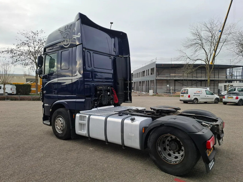 DAF XF106-440 / NL TRUCK / TUV:19-03-2026 / SMART TACHO / ACC / LWDS / FRIDGE / FULL SPOILER / AUTOMATIC / EURO-6 / 2016 - Nyergesvontató: 3 kép. DAF XF106-440 / NL TRUCK / TUV:19-03-2026 / SMART TACHO / ACC / LWDS / FRIDGE / FULL SPOILER / AUTOMATIC / EURO-6 / 2016 - Nyergesvontató: 3 kép.