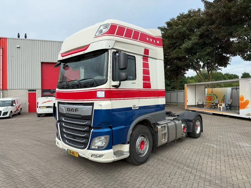 DAF XF106-480 / ENGINE PROBLEMS / NL TRUCK / HYDRAULICS / PARKCOOL / DEB / LWDS / SMART TACHO / ALCOA / EURO-6 / 2018 - Nyergesvontató: 1 kép. DAF XF106-480 / ENGINE PROBLEMS / NL TRUCK / HYDRAULICS / PARKCOOL / DEB / LWDS / SMART TACHO / ALCOA / EURO-6 / 2018 - Nyergesvontató: 1 kép.