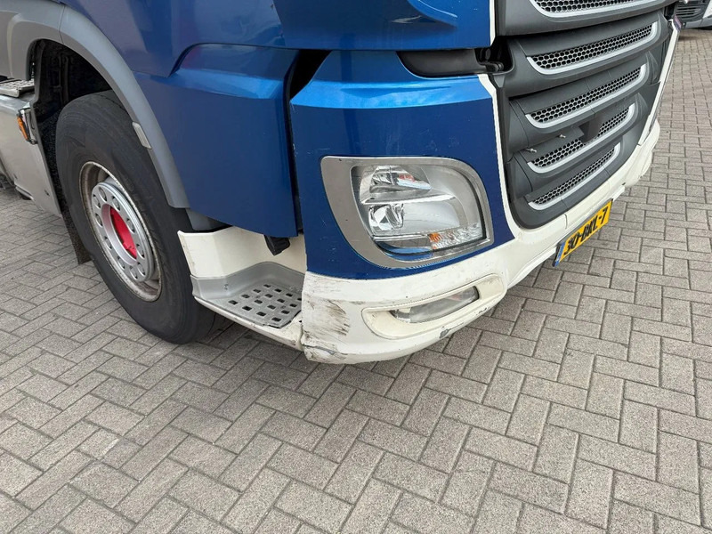 DAF XF106-480 / ENGINE PROBLEMS / NL TRUCK / HYDRAULICS / PARKCOOL / DEB / LWDS / SMART TACHO / ALCOA / EURO-6 / 2018 - Nyergesvontató: 5 kép. DAF XF106-480 / ENGINE PROBLEMS / NL TRUCK / HYDRAULICS / PARKCOOL / DEB / LWDS / SMART TACHO / ALCOA / EURO-6 / 2018 - Nyergesvontató: 5 kép.