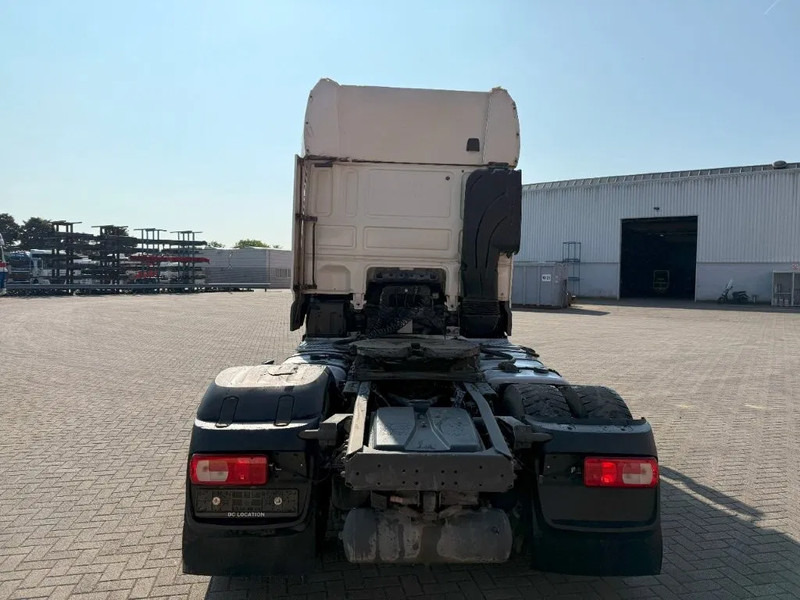 DAF XF106-480 / ENGINE RUNNING / INTARDER / HYDRAULICS / ONLY:280248 KM / PARKCOOL / LWDS / AUTOMATIC / EURO-6 / 2022 - Nyergesvontató: 4 kép. DAF XF106-480 / ENGINE RUNNING / INTARDER / HYDRAULICS / ONLY:280248 KM / PARKCOOL / LWDS / AUTOMATIC / EURO-6 / 2022 - Nyergesvontató: 4 kép.