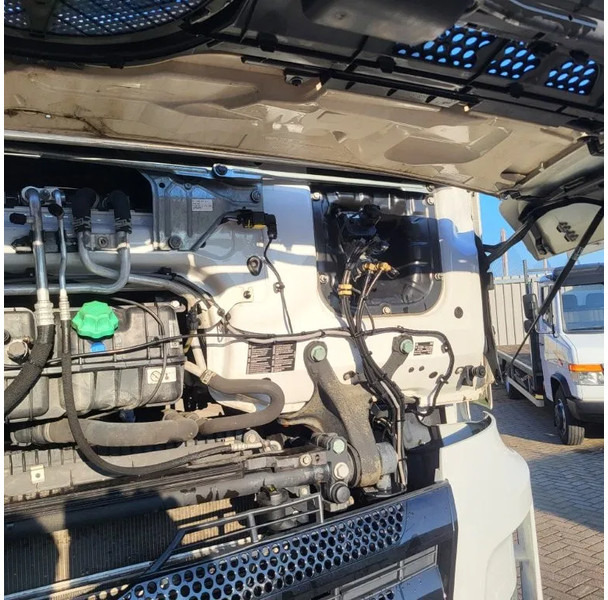 Mercedes-Benz ACTROS 1863 / ENGINE RUNNING / RETARDER / PARK-COOL /HYDRAULICS / ONLY: 268593KM / GIGA-SPACE / MIRRORCAM / AUTOMATIC / EURO-6 / lízing Mercedes-Benz ACTROS 1863 / ENGINE RUNNING / RETARDER / PARK-COOL /HYDRAULICS / ONLY: 268593KM / GIGA-SPACE / MIRRORCAM / AUTOMATIC / EURO-6 /: 12 kép. Mercedes-Benz ACTROS 1863 / ENGINE RUNNING / RETARDER / PARK-COOL /HYDRAULICS / ONLY: 268593KM / GIGA-SPACE / MIRRORCAM / AUTOMATIC / EURO-6 / lízing Mercedes-Benz ACTROS 1863 / ENGINE RUNNING / RETARDER / PARK-COOL /HYDRAULICS / ONLY: 268593KM / GIGA-SPACE / MIRRORCAM / AUTOMATIC / EURO-6 /: 12 kép.