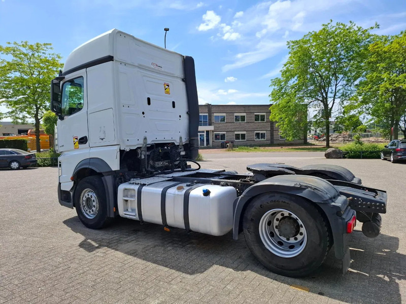 Mercedes-Benz Actros 1945 / HYDRAULICS / LWDS / SMART TACHO / 2XBED / FRIDGE / AUTOMATIC / EURO-6 / 2019 - Nyergesvontató: 3 kép. Mercedes-Benz Actros 1945 / HYDRAULICS / LWDS / SMART TACHO / 2XBED / FRIDGE / AUTOMATIC / EURO-6 / 2019 - Nyergesvontató: 3 kép.