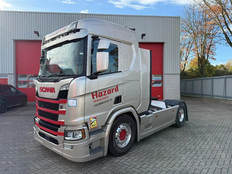 Scania NGS R450 / ENGINE RUNNING / RETARDER / HYDRAULICS / ONLY:565078 KM / FULL-AIR / ALCOA / LEATHER / EURO-6 / 2020 - Nyergesvontató: 1 kép. Scania NGS R450 / ENGINE RUNNING / RETARDER / HYDRAULICS / ONLY:565078 KM / FULL-AIR / ALCOA / LEATHER / EURO-6 / 2020 - Nyergesvontató: 1 kép.