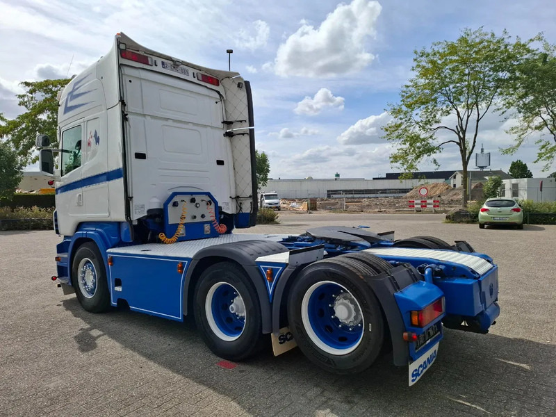 Scania R560 V8 / BOOGIE / HYDRAULICS / FULL-AIR / AUTOMATIC / EURO-5 / 2012 - Nyergesvontató: 3 kép. Scania R560 V8 / BOOGIE / HYDRAULICS / FULL-AIR / AUTOMATIC / EURO-5 / 2012 - Nyergesvontató: 3 kép.