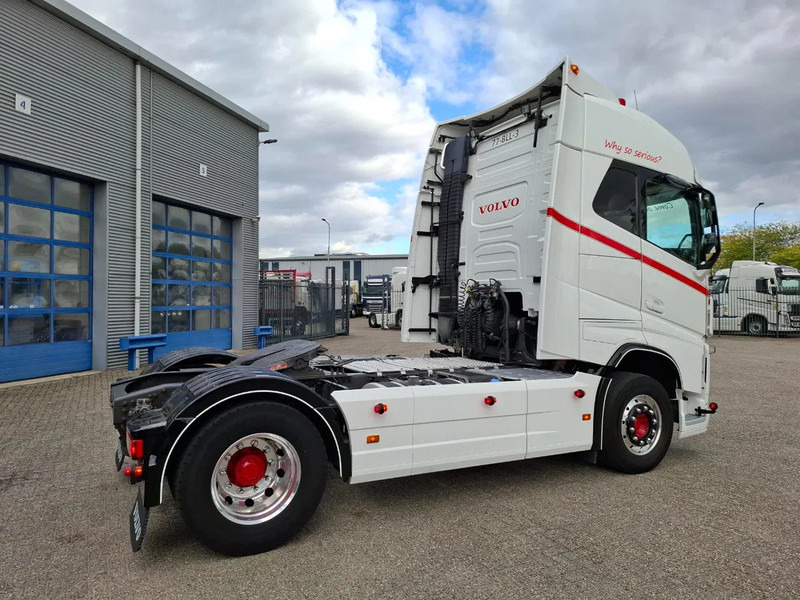 Volvo FH4-460 / CLEAN NL TRUCK / VEB+ / ADR / ACC / LWDS / DAS / DOUBLE TANK / LEATHER / FRIDGE / ALCOA / EURO-6 / 2016 - Nyergesvontató: 5 kép. Volvo FH4-460 / CLEAN NL TRUCK / VEB+ / ADR / ACC / LWDS / DAS / DOUBLE TANK / LEATHER / FRIDGE / ALCOA / EURO-6 / 2016 - Nyergesvontató: 5 kép.