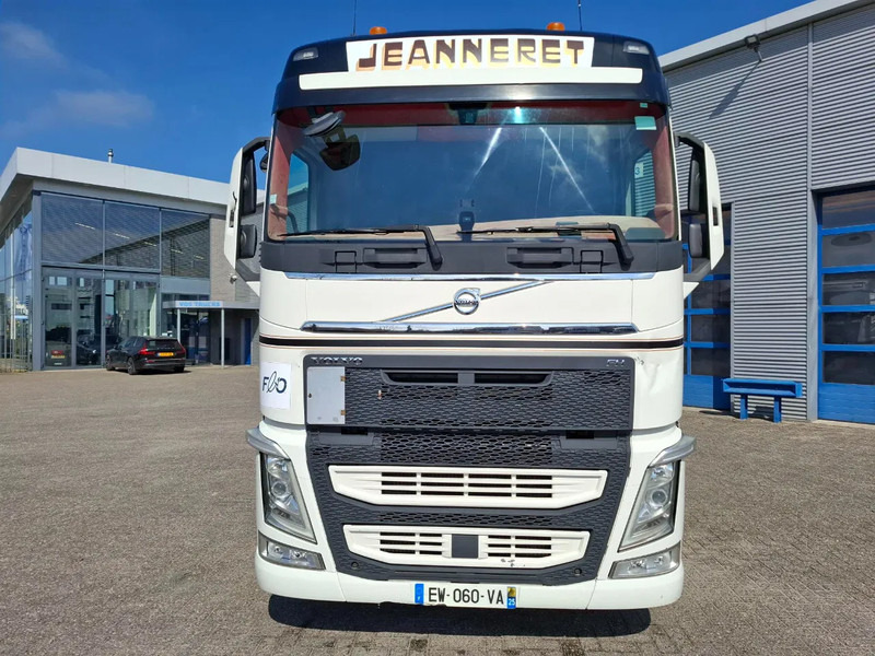 Nyergesvontató Volvo FH4-460 / VEB+ / DOUBLE TANK / FRIDGE / AUTOMATIC / EURO-6 / 2018: 6 kép.