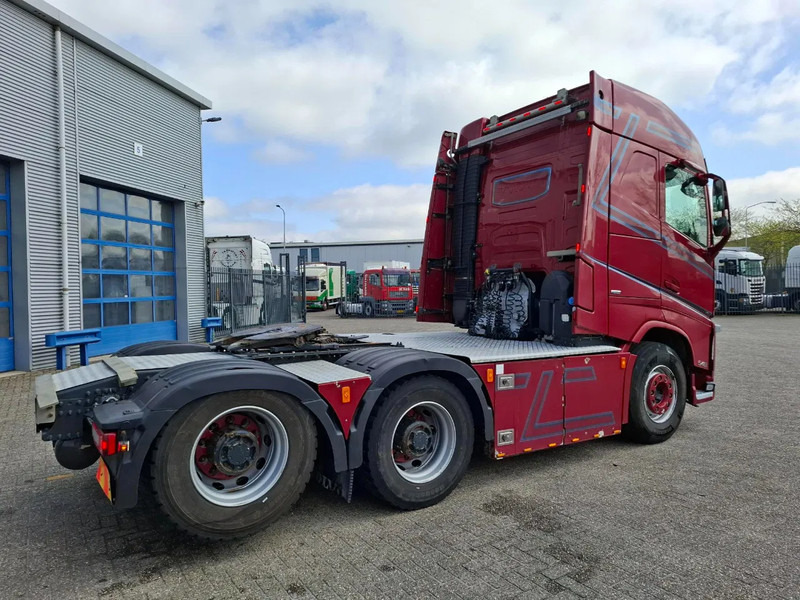 Volvo FH4-540 / 6X4 / BIG AXLE / HYDRAULICS / VEB+ / DYNAMIC STEERING / NAVI / ACC / LWDS / FULL-AIR / LEATHER / AUTOMATIC / EURO-6 / - Nyergesvontató: 5 kép. Volvo FH4-540 / 6X4 / BIG AXLE / HYDRAULICS / VEB+ / DYNAMIC STEERING / NAVI / ACC / LWDS / FULL-AIR / LEATHER / AUTOMATIC / EURO-6 / - Nyergesvontató: 5 kép.