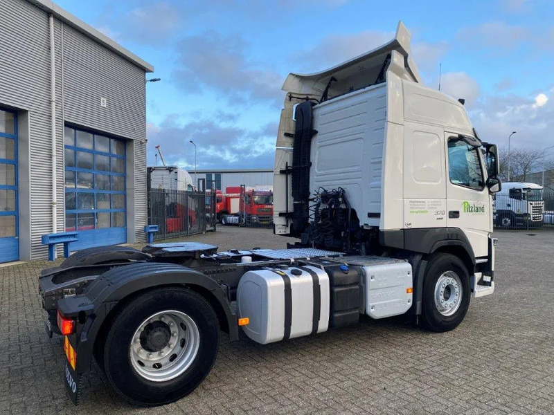 Volvo FM11-370 / GERMAN TRUCK / KB CHASSIS / VEB / ACC / LWDS / DOUBLE TANK / ONLY:763562 KM / AIRCO / AUTOMATIC / EURO-6 / 2018 - Nyergesvontató: 5 kép. Volvo FM11-370 / GERMAN TRUCK / KB CHASSIS / VEB / ACC / LWDS / DOUBLE TANK / ONLY:763562 KM / AIRCO / AUTOMATIC / EURO-6 / 2018 - Nyergesvontató: 5 kép.
