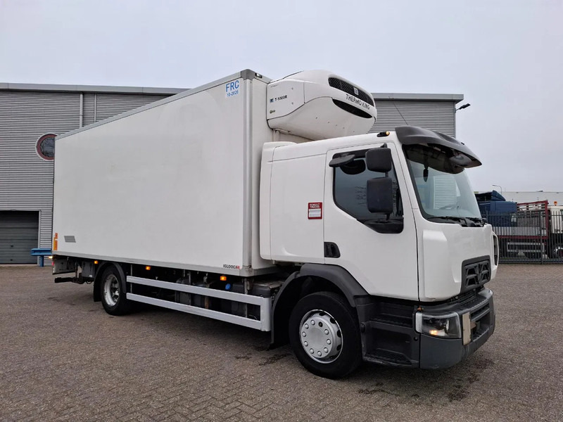 Renault D16.280 WIDE / ONLY:497760 KM / THERMOKING / PLATFORM 2TON / LWDS / BED / DATALOG / FULL-AIR / AUTOMATIC / EURO-6 / 2017 - Hőszigetelt teherautó: 2 kép. Renault D16.280 WIDE / ONLY:497760 KM / THERMOKING / PLATFORM 2TON / LWDS / BED / DATALOG / FULL-AIR / AUTOMATIC / EURO-6 / 2017 - Hőszigetelt teherautó: 2 kép.
