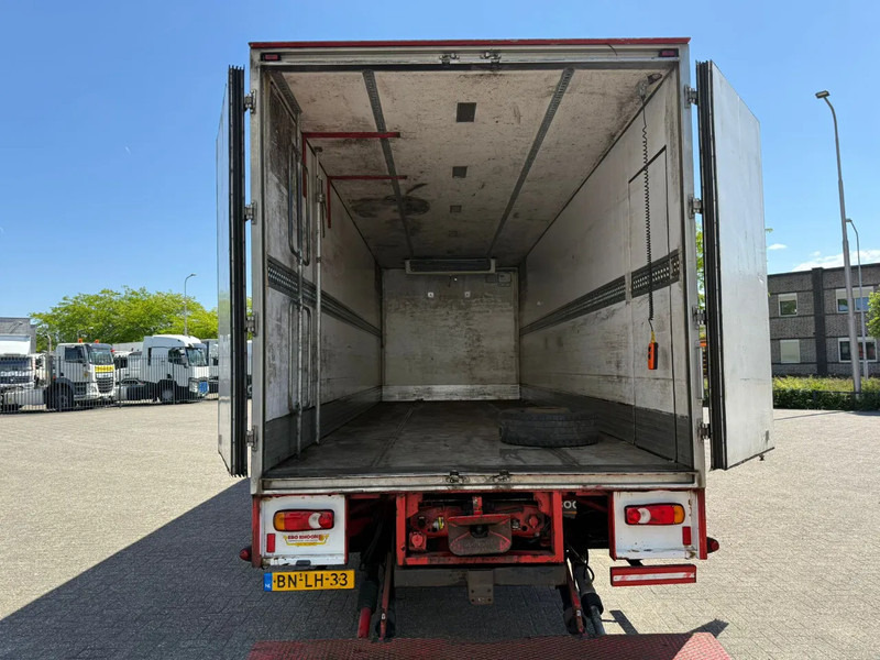 Renault Midlum 220DCI / NL TRUCK / TUV: 08-03-2026 / ONLY:154350KM / PLATFORM 2000 KG / SIDE DOOR / OLD TACHO / MANUAL / EURO-3 / 2003 - Dobozos felépítményű teherautó: 5 kép. Renault Midlum 220DCI / NL TRUCK / TUV: 08-03-2026 / ONLY:154350KM / PLATFORM 2000 KG / SIDE DOOR / OLD TACHO / MANUAL / EURO-3 / 2003 - Dobozos felépítményű teherautó: 5 kép.
