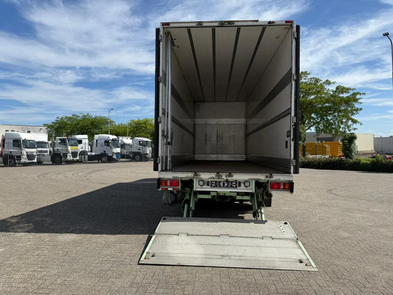 Scania R450 / RETARDER / ISOLATED GERMAN FLOWER COMBI / THROUGH-LOADING SYSTEM / SMART TACHO / 2XPLATFORM / LIFT+LENKACHSE / LWDS / EUR - Hűtős teherautó: 5 kép. Scania R450 / RETARDER / ISOLATED GERMAN FLOWER COMBI / THROUGH-LOADING SYSTEM / SMART TACHO / 2XPLATFORM / LIFT+LENKACHSE / LWDS / EUR - Hűtős teherautó: 5 kép.