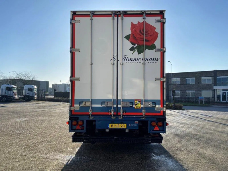 Tracon UDEN TM.180 / NL TRAILER / THROUGH-LOADING SYSTEM / ISOLATED / ALCOA / PLATFORM 2000 KG / 2003 - Pótkocsi hűtős: 4 kép. Tracon UDEN TM.180 / NL TRAILER / THROUGH-LOADING SYSTEM / ISOLATED / ALCOA / PLATFORM 2000 KG / 2003 - Pótkocsi hűtős: 4 kép.