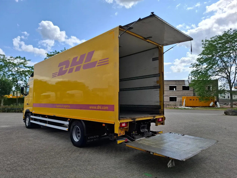 Volvo FH13-420 / NL TRUCK / PLATFORM 2000KG / AIRCO / FRIDGE / AUTOMATIC / EURO-5 / 2010 - Dobozos felépítményű teherautó: 4 kép. Volvo FH13-420 / NL TRUCK / PLATFORM 2000KG / AIRCO / FRIDGE / AUTOMATIC / EURO-5 / 2010 - Dobozos felépítményű teherautó: 4 kép.