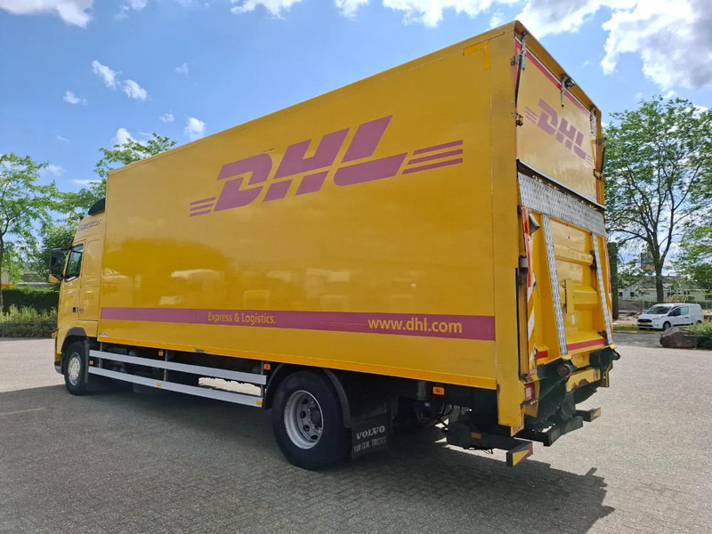 Volvo FH13-420 / NL TRUCK / PLATFORM 2000KG / AIRCO / FRIDGE / AUTOMATIC / EURO-5 / 2010 - Dobozos felépítményű teherautó: 3 kép. Volvo FH13-420 / NL TRUCK / PLATFORM 2000KG / AIRCO / FRIDGE / AUTOMATIC / EURO-5 / 2010 - Dobozos felépítményű teherautó: 3 kép.