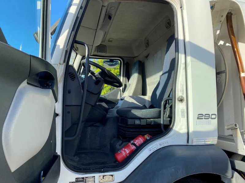 Tartályos teherautó Volvo FL7-290 / 5 COMPARTIMENTS / 13000 LITER TOTAL / PUMP / AUTOMATIC / EURO-5 / 2009: 19 kép.