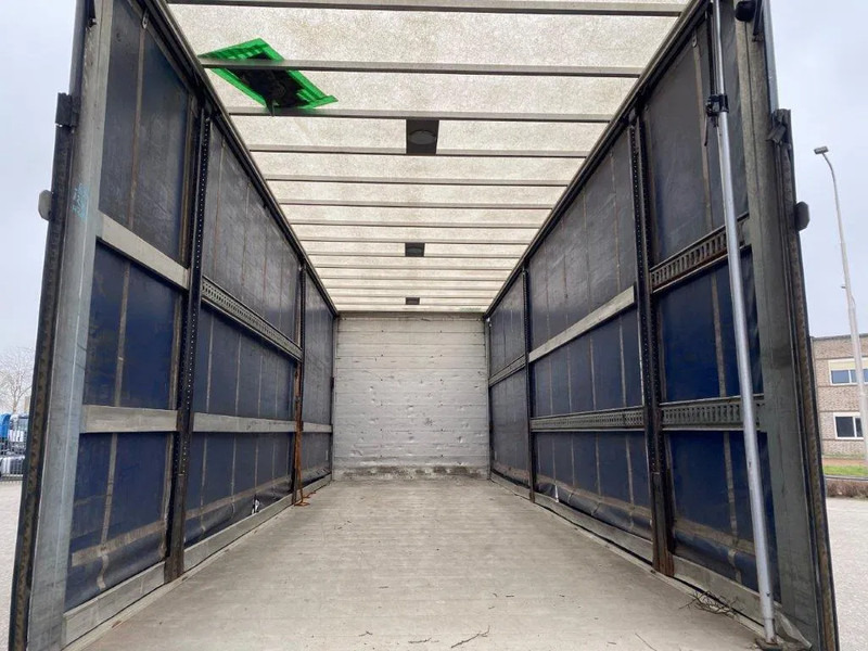 Volvo FM11-330 / LOW KM'S:472120 KM / LWDS / FULL-AIR / NAVI / CURTAIN SAILS / PLATFORM 2500KG / AUTOMATIC / EURO-6 / 2016 - Ponyvás teherautó: 5 kép. Volvo FM11-330 / LOW KM'S:472120 KM / LWDS / FULL-AIR / NAVI / CURTAIN SAILS / PLATFORM 2500KG / AUTOMATIC / EURO-6 / 2016 - Ponyvás teherautó: 5 kép.