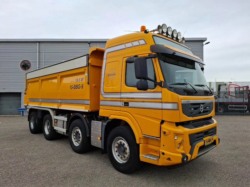 Volvo FM13-420 / 8X4 / BIG AXLE / 18.5M³ / AJK 21040 KG TIPPER / SNIP / 695133 KM / VEB / NL TRUCK / TUV:07-11-2025 / AIRCO / AUTOMATI - Billenőplatós teherautó: 4 kép. Volvo FM13-420 / 8X4 / BIG AXLE / 18.5M³ / AJK 21040 KG TIPPER / SNIP / 695133 KM / VEB / NL TRUCK / TUV:07-11-2025 / AIRCO / AUTOMATI - Billenőplatós teherautó: 4 kép.