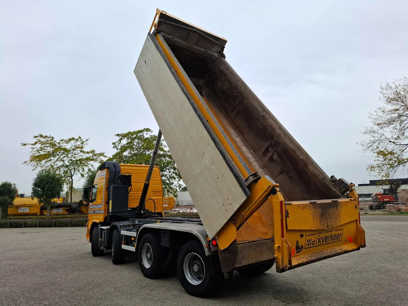 Volvo FM13-420 / 8X4 / BIG AXLE / 18.5M³ / AJK 21040 KG TIPPER / SNIP / 695133 KM / VEB / NL TRUCK / TUV:07-11-2025 / AIRCO / AUTOMATI - Billenőplatós teherautó: 5 kép. Volvo FM13-420 / 8X4 / BIG AXLE / 18.5M³ / AJK 21040 KG TIPPER / SNIP / 695133 KM / VEB / NL TRUCK / TUV:07-11-2025 / AIRCO / AUTOMATI - Billenőplatós teherautó: 5 kép.