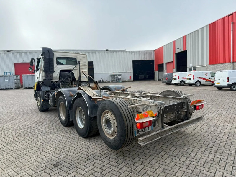 Volvo FMX 450 / ENGINE RUNNING / 8X4 / VEB / ONLY:260642 KM / PTO / LIFT+LENKACHSE / ALCOA / AUTOMATIC / EURO-6 / 2014 - Alvaz teherautó: 3 kép. Volvo FMX 450 / ENGINE RUNNING / 8X4 / VEB / ONLY:260642 KM / PTO / LIFT+LENKACHSE / ALCOA / AUTOMATIC / EURO-6 / 2014 - Alvaz teherautó: 3 kép.