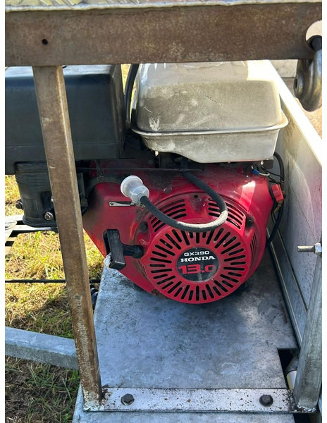 Platós pótkocsi Hulco ROTA-3, Jolly GLA 2610 Crane / Kraan / Grua / Kran / Grue: 9 kép. Platós pótkocsi Hulco ROTA-3, Jolly GLA 2610 Crane / Kraan / Grua / Kran / Grue: 9 kép.