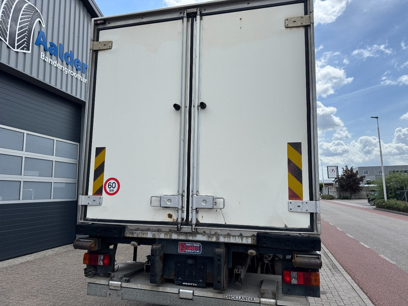 Mercedes-Benz Axor 1928, Chereau, Carrier 850 Easy Cold, Taillift - Hűtős teherautó: 5 kép. Mercedes-Benz Axor 1928, Chereau, Carrier 850 Easy Cold, Taillift - Hűtős teherautó: 5 kép.