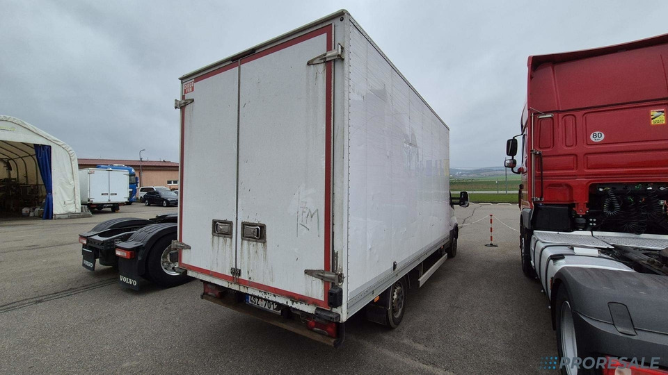 IVECO DAILY 35S16 skříň - 8 palet - Dobozos kisteherautó: 4 kép. IVECO DAILY 35S16 skříň - 8 palet - Dobozos kisteherautó: 4 kép.