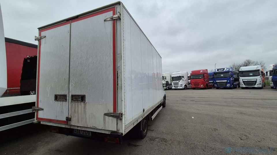 IVECO DAILY 35S16 skříň - 8 palet - Dobozos kisteherautó: 4 kép. IVECO DAILY 35S16 skříň - 8 palet - Dobozos kisteherautó: 4 kép.