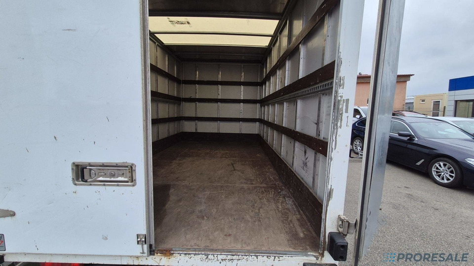 IVECO DAILY 35S16 skříň - 8 palet - Dobozos kisteherautó: 5 kép. IVECO DAILY 35S16 skříň - 8 palet - Dobozos kisteherautó: 5 kép.