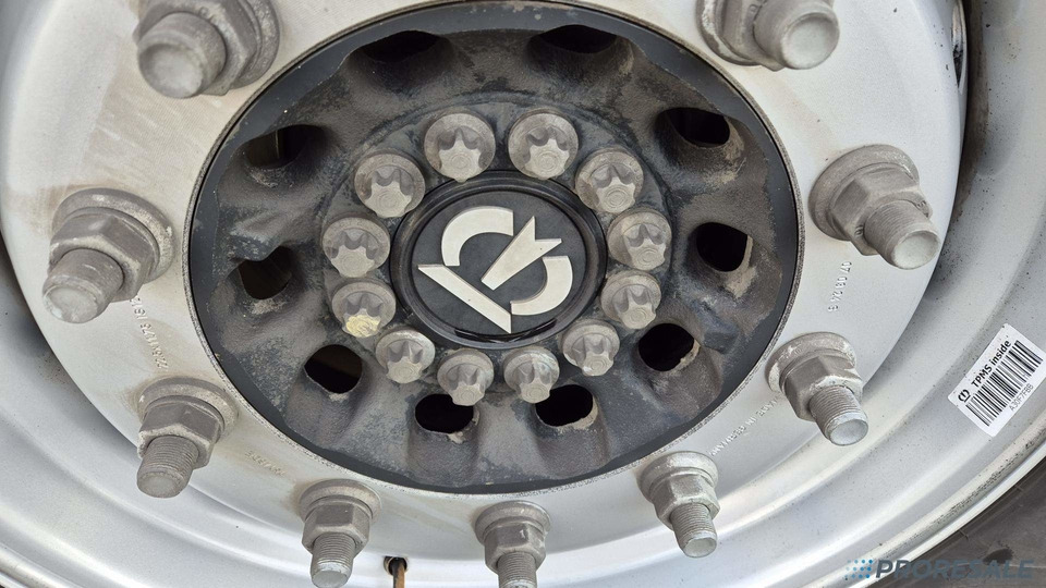 KRONE SD PROFI LINER + paletový koš 32 palet + 2 x zvedací náprava - Ponyvás félpótkocsi: 5 kép. KRONE SD PROFI LINER + paletový koš 32 palet + 2 x zvedací náprava - Ponyvás félpótkocsi: 5 kép.