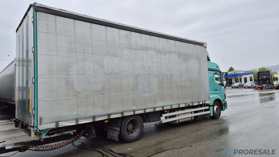 MERCEDES-BENZ AXOR 1829 L EURO 5 velkoobjemová souprava - prodejné jen s přívěsem RUFA ZTC 13-21 P0470Z - cena je za celou soupravu - Ponyvás teherautó: 5 kép. MERCEDES-BENZ AXOR 1829 L EURO 5 velkoobjemová souprava - prodejné jen s přívěsem RUFA ZTC 13-21 P0470Z - cena je za celou soupravu - Ponyvás teherautó: 5 kép.