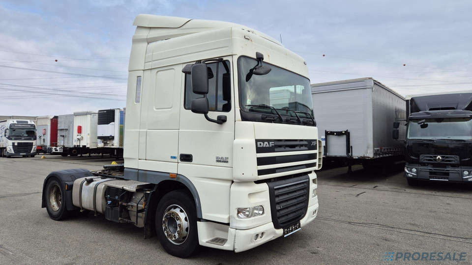 DAF FT XF 105.460 SC EURO5/EEV - Nyergesvontató: 1 kép. DAF FT XF 105.460 SC EURO5/EEV - Nyergesvontató: 1 kép.