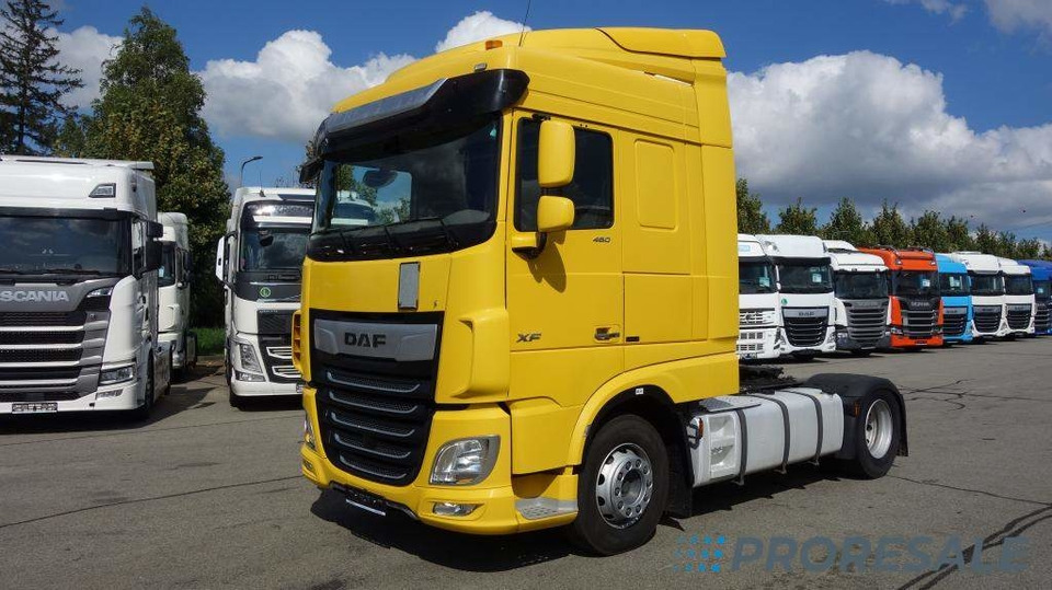 DAF XF 480 FT SC EURO 6 - Nyergesvontató: 2 kép. DAF XF 480 FT SC EURO 6 - Nyergesvontató: 2 kép.