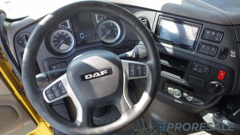 DAF XF 480 FT SC EURO 6 - Nyergesvontató: 4 kép. DAF XF 480 FT SC EURO 6 - Nyergesvontató: 4 kép.