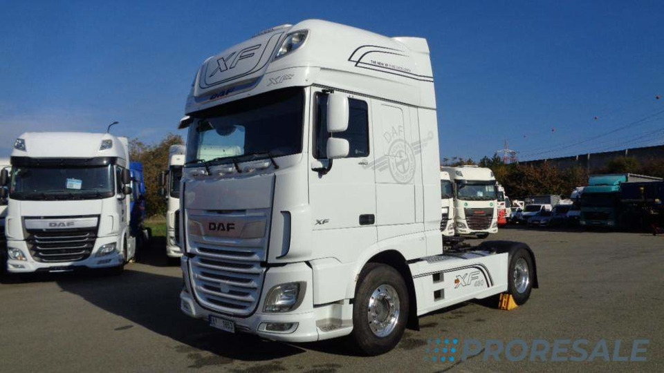 DAF XF 480 FT SSC EURO 6 - Nyergesvontató: 2 kép. DAF XF 480 FT SSC EURO 6 - Nyergesvontató: 2 kép.