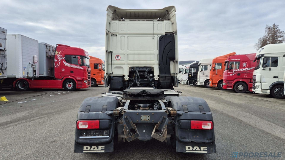 DAF XF 510 FT SC EURO 6 - Nyergesvontató: 3 kép. DAF XF 510 FT SC EURO 6 - Nyergesvontató: 3 kép.