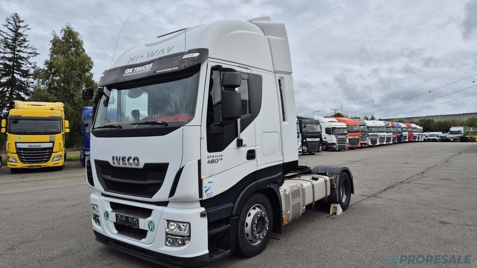 IVECO STRALIS AS440/48T LOW DECK EURO 6 - Nyergesvontató: 1 kép. IVECO STRALIS AS440/48T LOW DECK EURO 6 - Nyergesvontató: 1 kép.