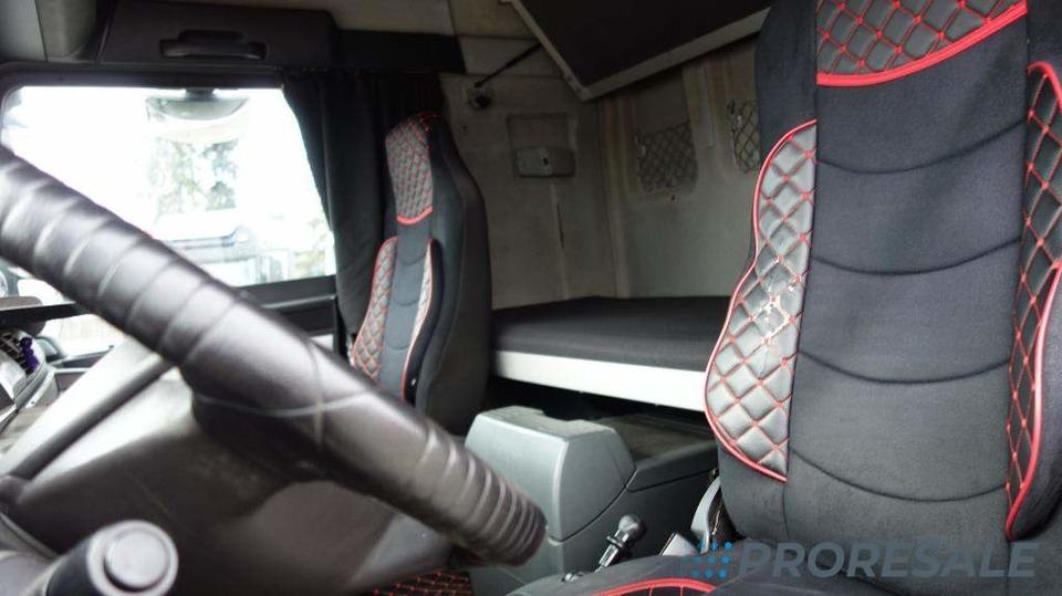 MAN TGX 18.440 4x2 LLS-U XLX EURO 5 - Nyergesvontató: 5 kép. MAN TGX 18.440 4x2 LLS-U XLX EURO 5 - Nyergesvontató: 5 kép.
