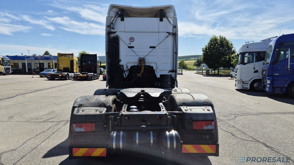 MAN TGX 26.480 6X2/4 BLS XLX EURO 6 - Nyergesvontató: 3 kép. MAN TGX 26.480 6X2/4 BLS XLX EURO 6 - Nyergesvontató: 3 kép.