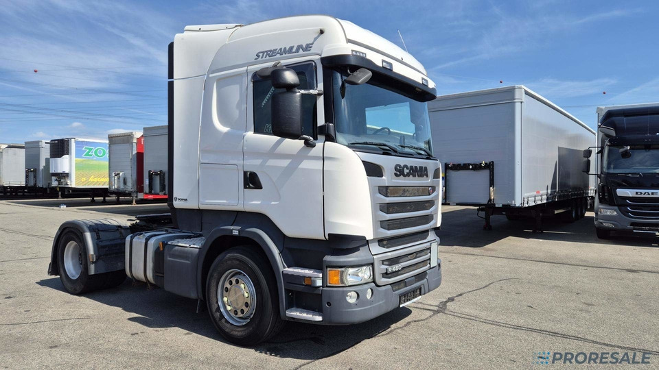 SCANIA R450 N320 HIGH LINE EURO 6 - Nyergesvontató: 1 kép. SCANIA R450 N320 HIGH LINE EURO 6 - Nyergesvontató: 1 kép.