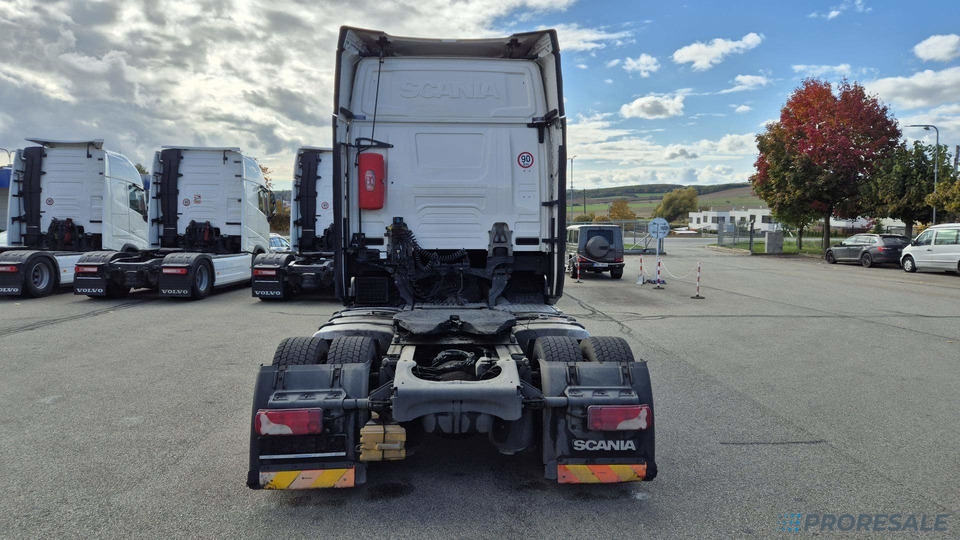 SCANIA S450 NGS LOW DECK TOP LINE EURO 6 - Nyergesvontató: 3 kép. SCANIA S450 NGS LOW DECK TOP LINE EURO 6 - Nyergesvontató: 3 kép.