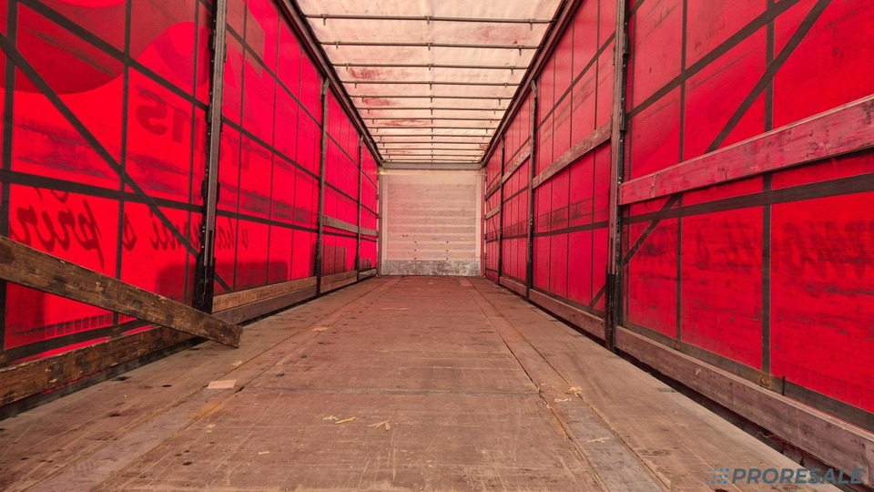 SCHMITZ CARGOBULL SCS 24/L - 13.62 - MULDA na přepravu svitků - Ponyvás félpótkocsi: 4 kép. SCHMITZ CARGOBULL SCS 24/L - 13.62 - MULDA na přepravu svitků - Ponyvás félpótkocsi: 4 kép.